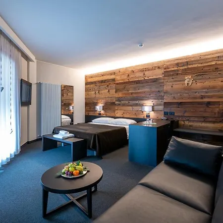 La Perla Hotell 4*